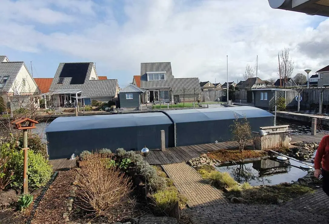 Bootoverkapping, project Bootoverkapping Drijf-Drijf in Lemmer – 9,5 x 3,5 meter – foto 1