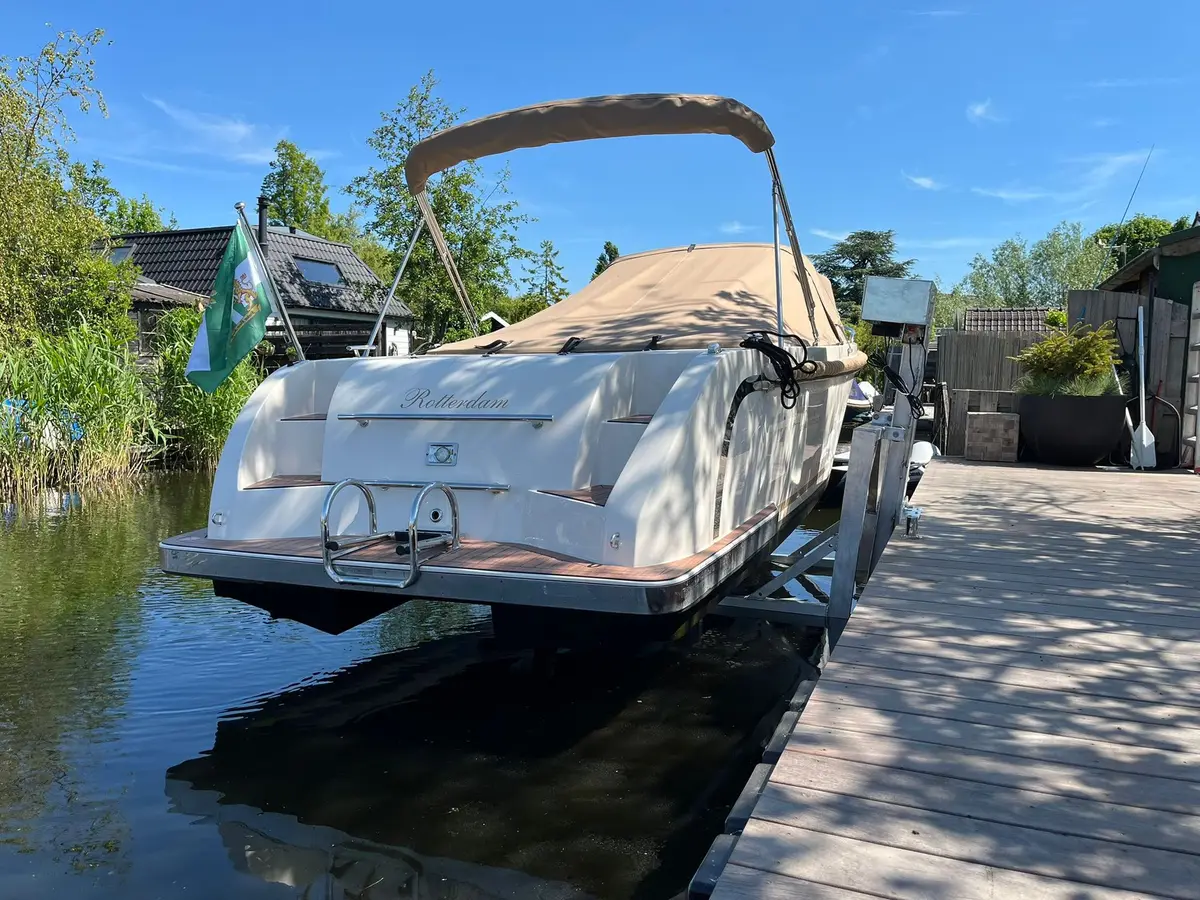 Bootlift, project Kadelift in Zevenhuizen – 1.200 kg hefvermogen