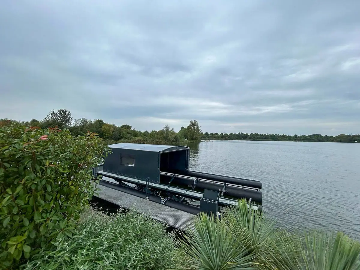 Bootlift, project Drijvende bootlift in Cuijk voor een jacht van 5.000 kg – foto 1
