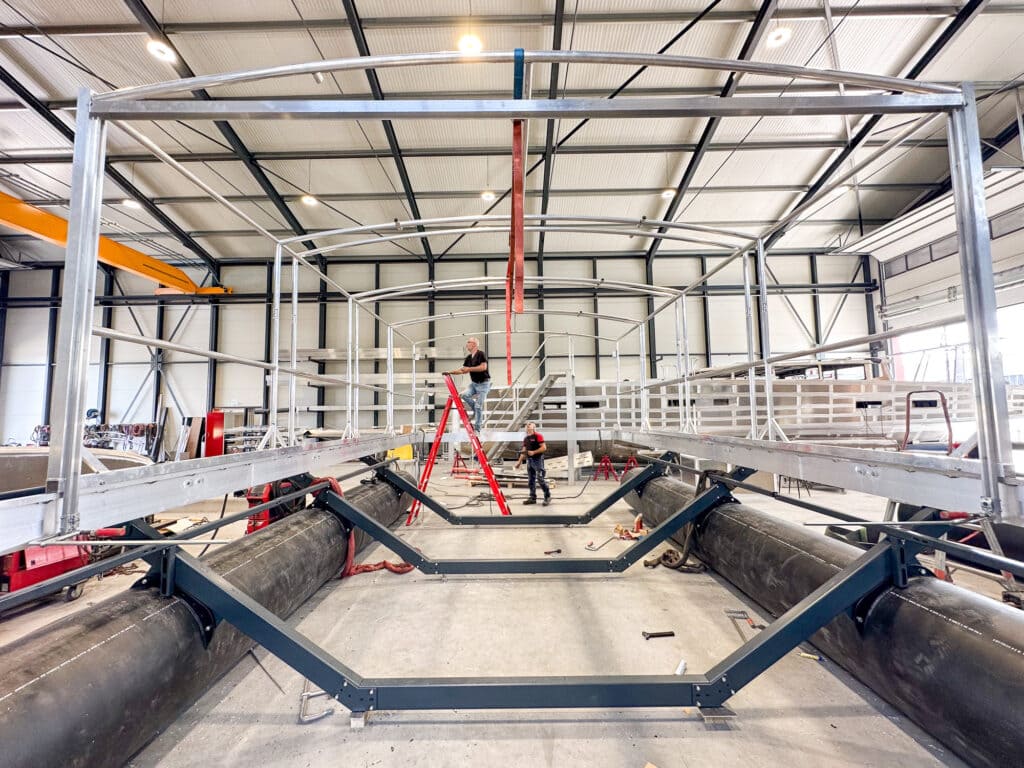 dutchboathouse_alucom_constructiewerk_boothuis_bootoverkapping-bootlift-19-1024x768